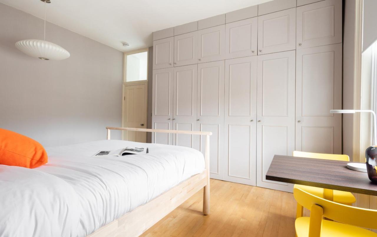 The Holland Park Escape - Modern & Central 2Bdr Flat 런던 외부 사진
